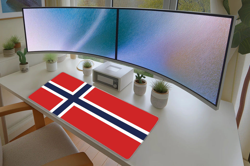 Norway Flag Desk Mat – Norwegian Pride Extended Gaming Mouse Pad
