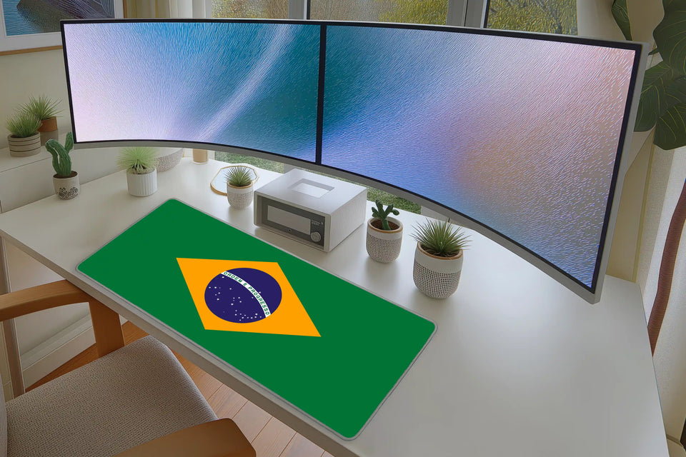 Brazil Flag Desk Mat – Brazilian Pride Gaming Mouse Pad